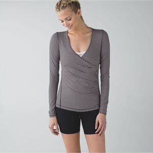 LULULEMON sunset salutation long sleeve